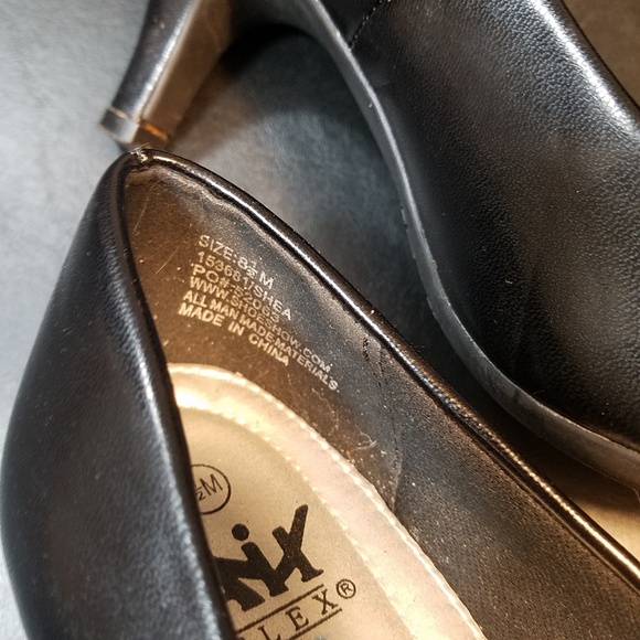 Comfy Aix Flex Pumps - Picture 4 of 5